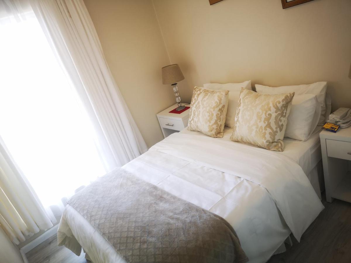 Apartment Family Beachfront Leisure Bay Cape Town